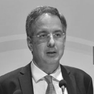 https://qualitymanagement.boussiasevents.gr/wp-content/uploads/2019/09/kosmas_vamvalis-320x320.jpg